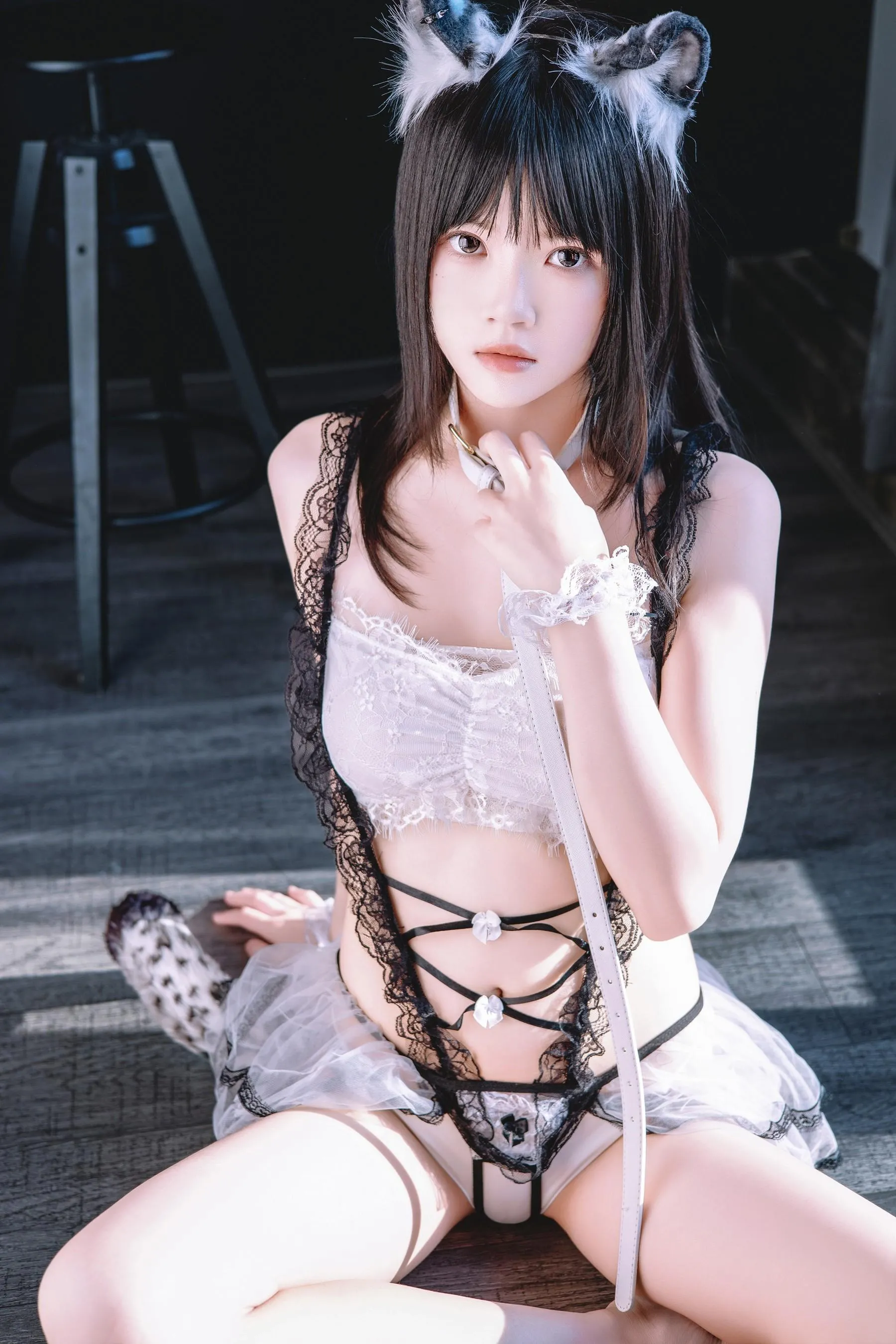 桜桃喵 – NO.163 拥豹 [69P]插图1